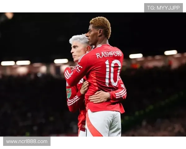 费迪南德批评阿莫林战术调整如同轮盘赌难以持久